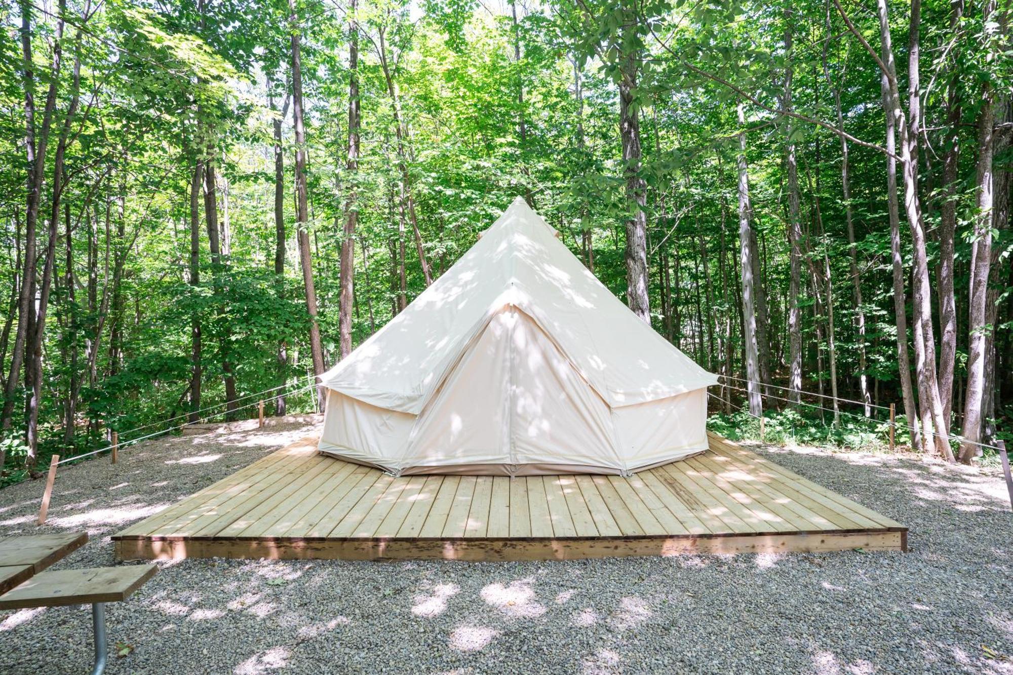 Hotel Grotto Getaway Miller Lake Esterno foto