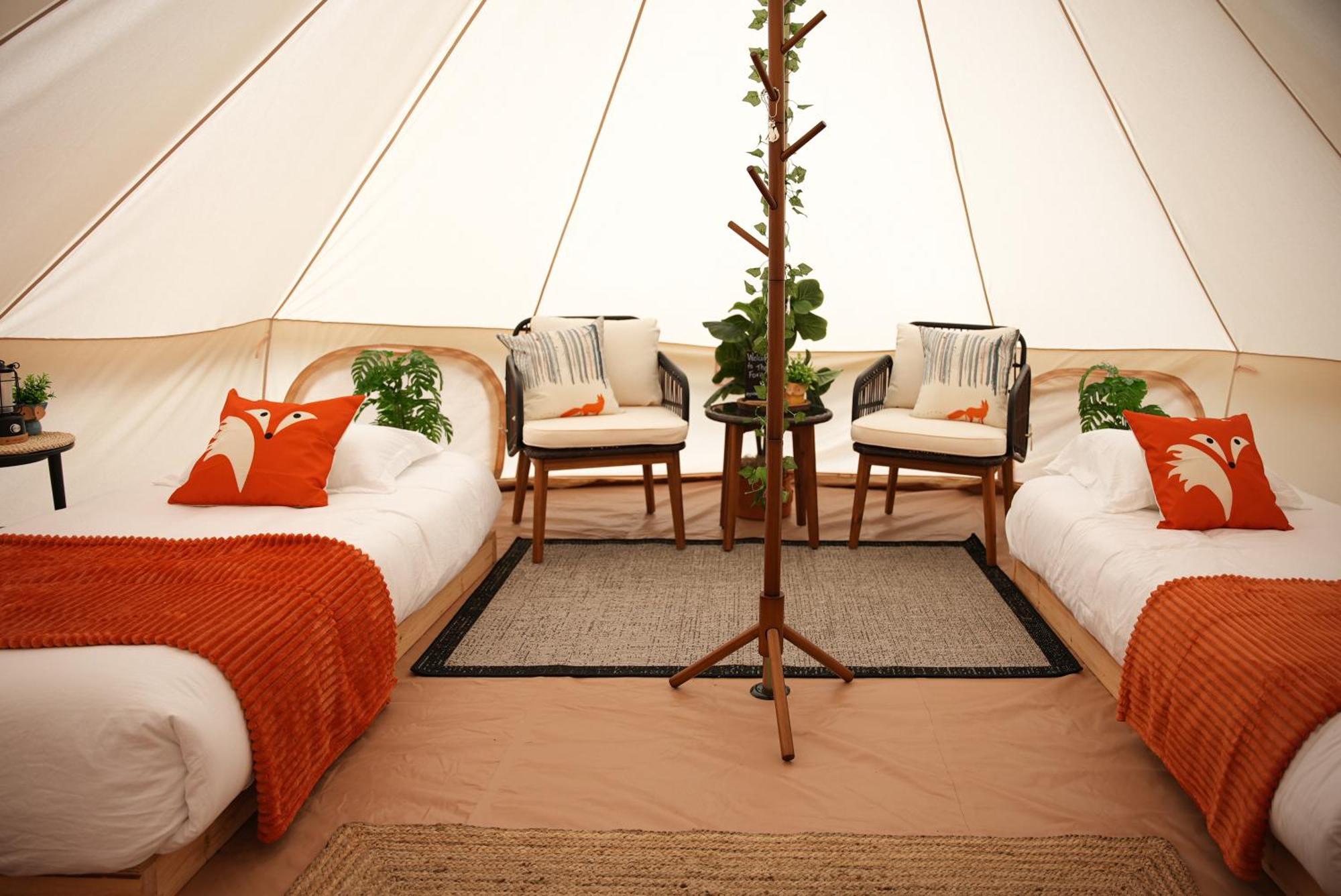 Hotel Grotto Getaway Miller Lake Esterno foto