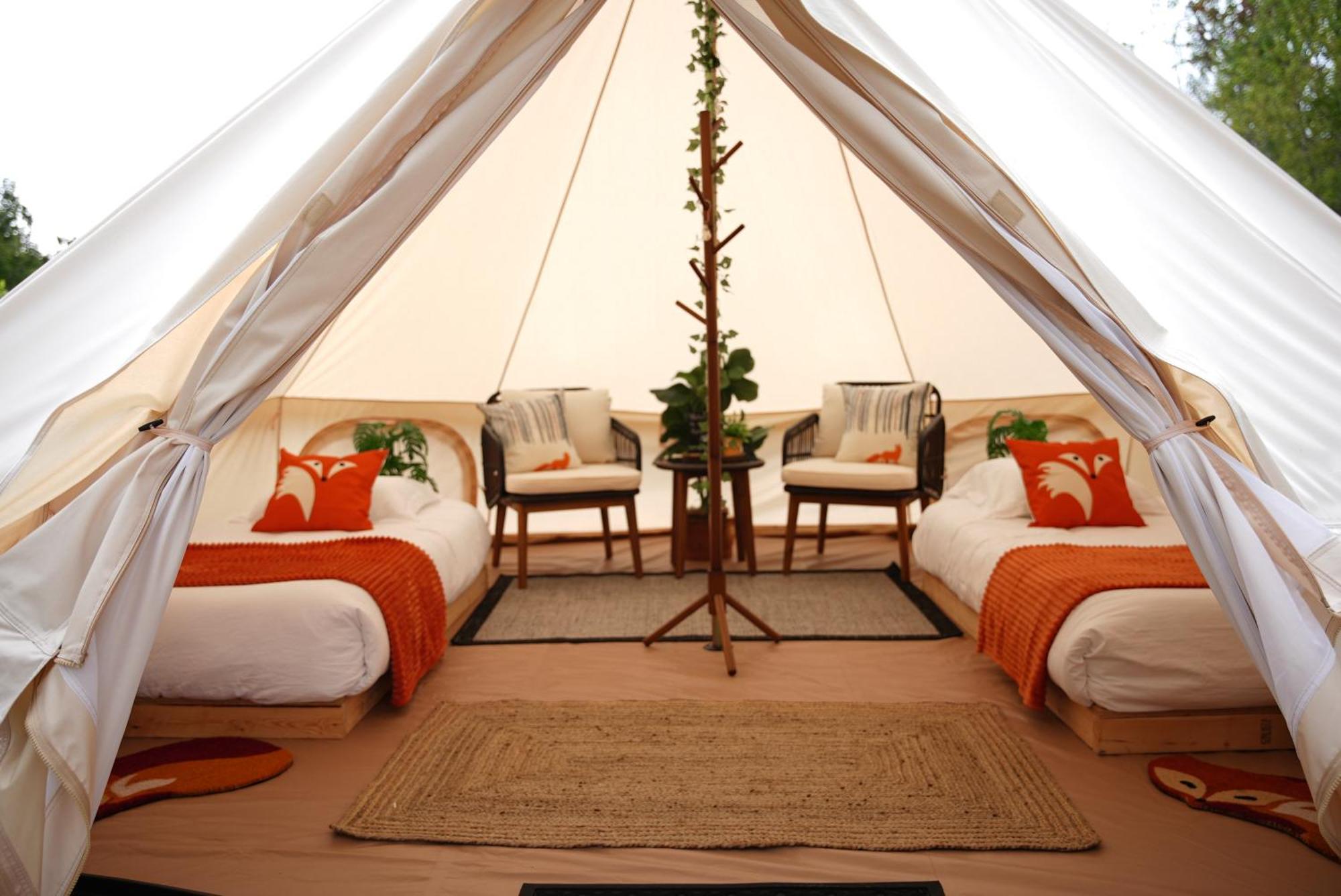 Hotel Grotto Getaway Miller Lake Esterno foto