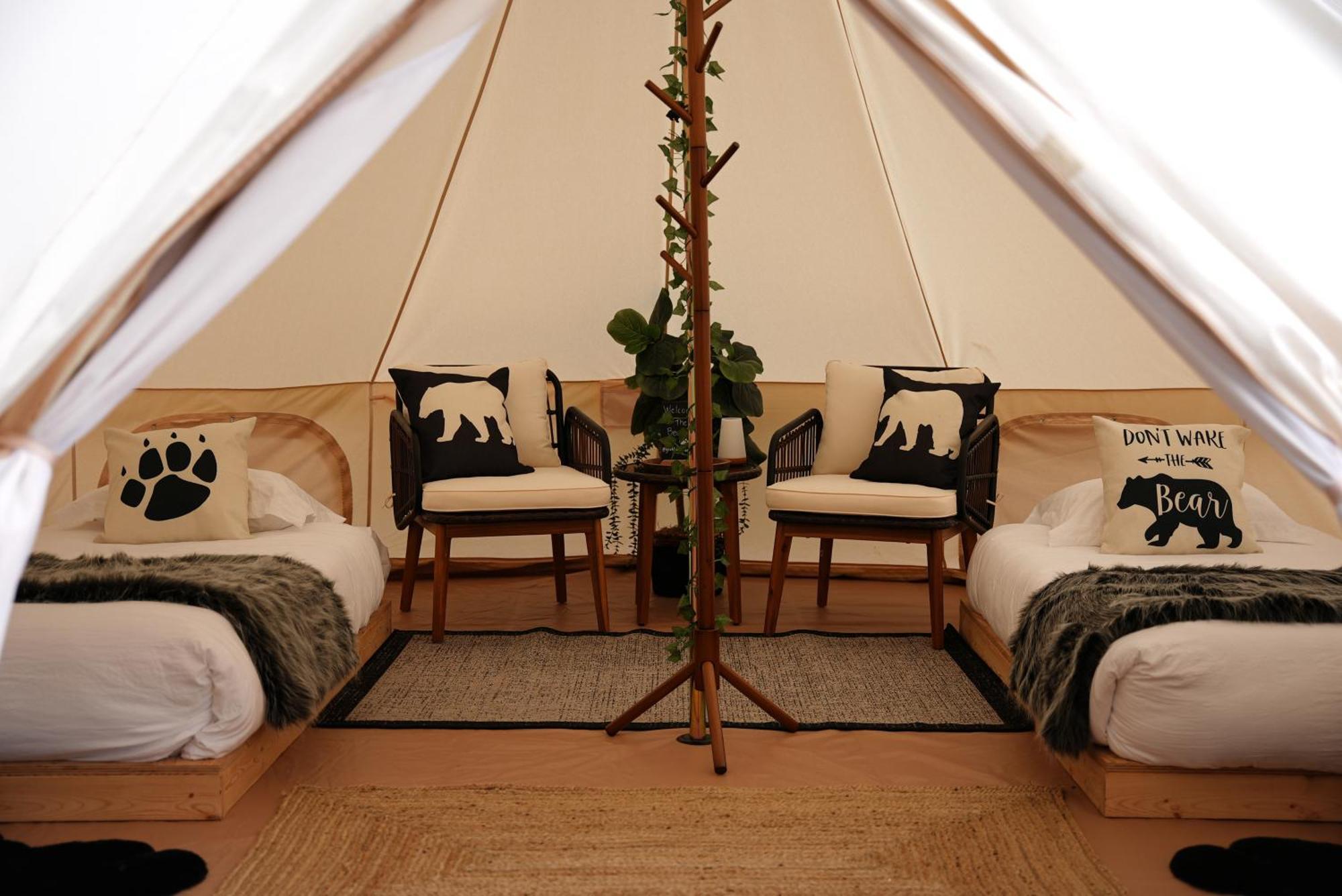 Hotel Grotto Getaway Miller Lake Esterno foto