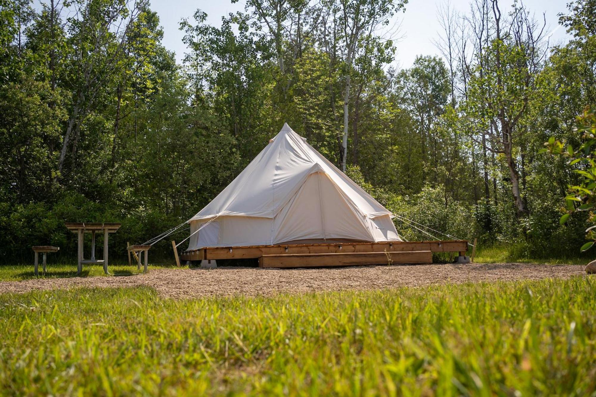 Hotel Grotto Getaway Miller Lake Esterno foto